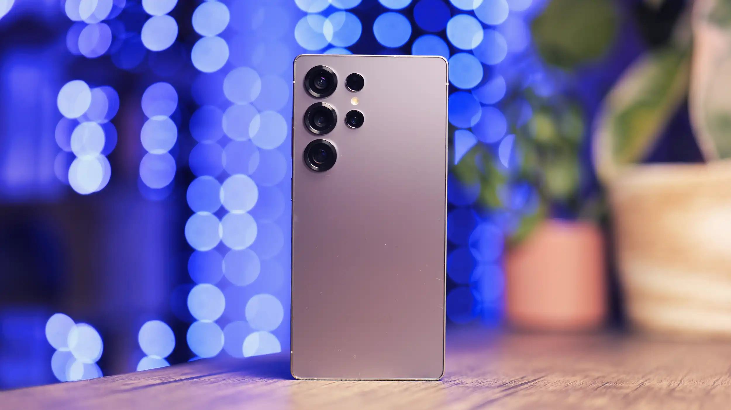 Samsung Galaxy S25 Ultra — лучший флагман