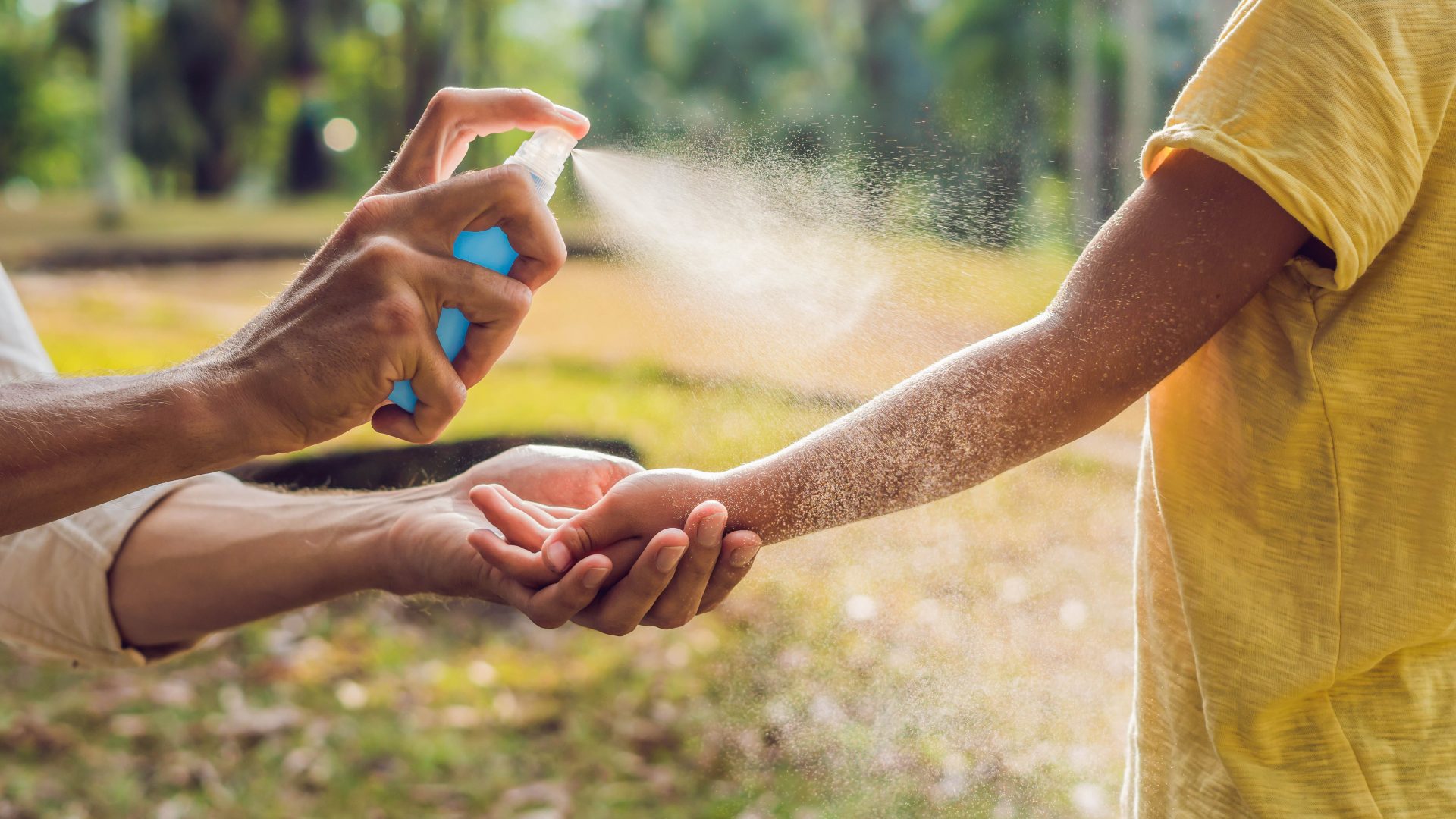 Я спросил у специалистов по борьбе с вредителями, почему меня всегда кусают комары, и их ответ меня удивил картинка Я спросил у специалистов по борьбе с вредителями, почему меня всегда кусают комары, и их ответ меня удивил