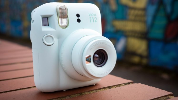 Fujifilm Instax Mini 12