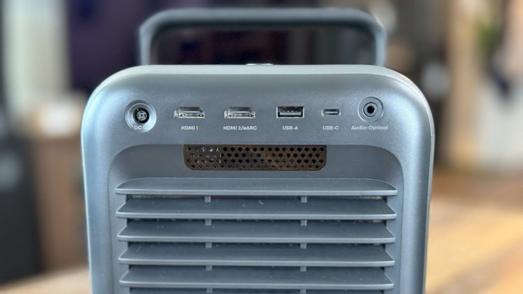Лучшие портативные проекторы в 2025 году: топ-9 моделей фото