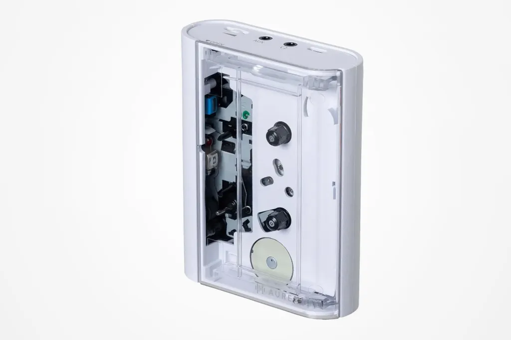 Кассетные магнитофоны: ностальгия или новый тренд? картинка Toshiba Aurex AX-W10C Wireless Cassette Player