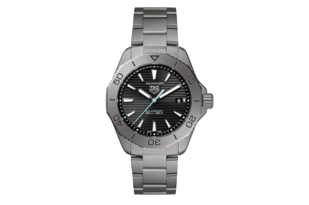 TAG Heuer Aquaracer Professional 200 Solargraph