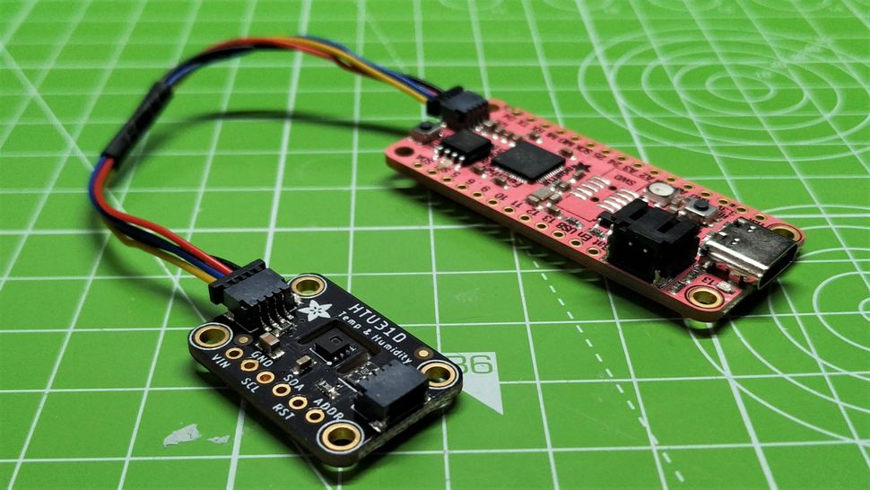 Лучшие датчики Stemma QT и Grove для Arduino картинка Adafruit HTU31D Temperature and Humidity Sensor
