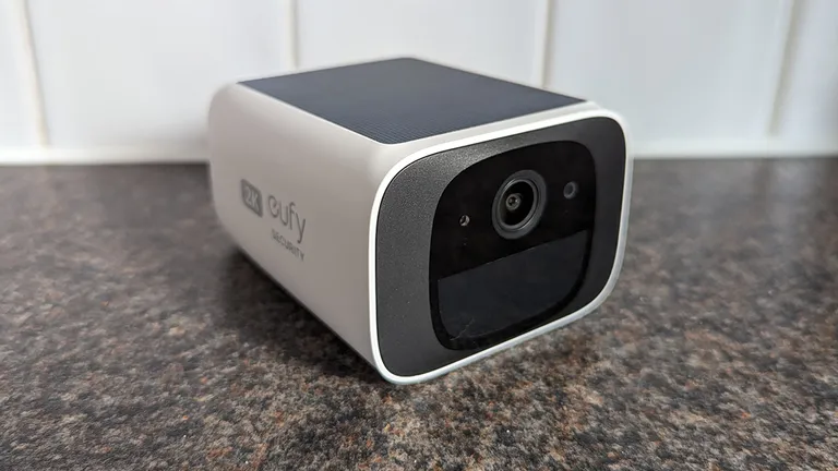 eufy S220 SoloCam-2