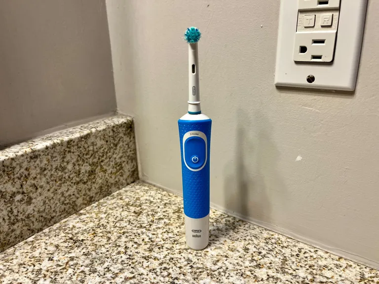 Oral-B Kid's Color Changing Electric Toothbrush