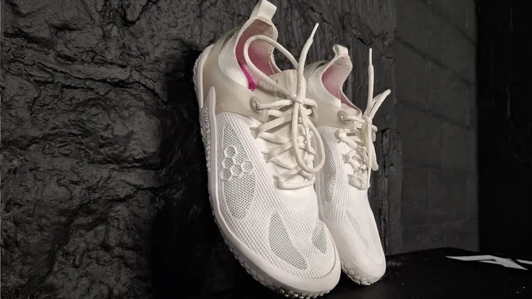 Vivobarefoot Motus Strength