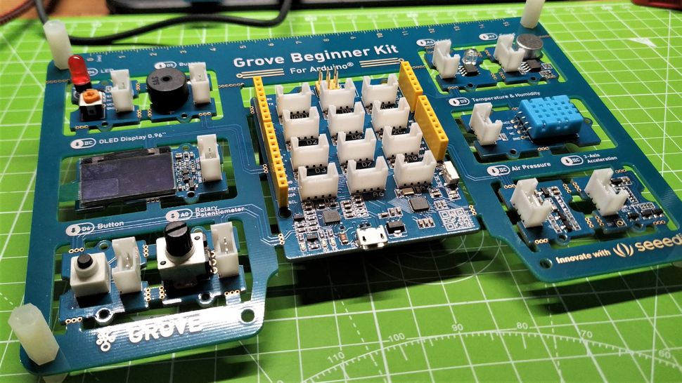 Лучшие датчики Stemma QT и Grove для Arduino картинка Seeed Studio Grove Beginner Kit