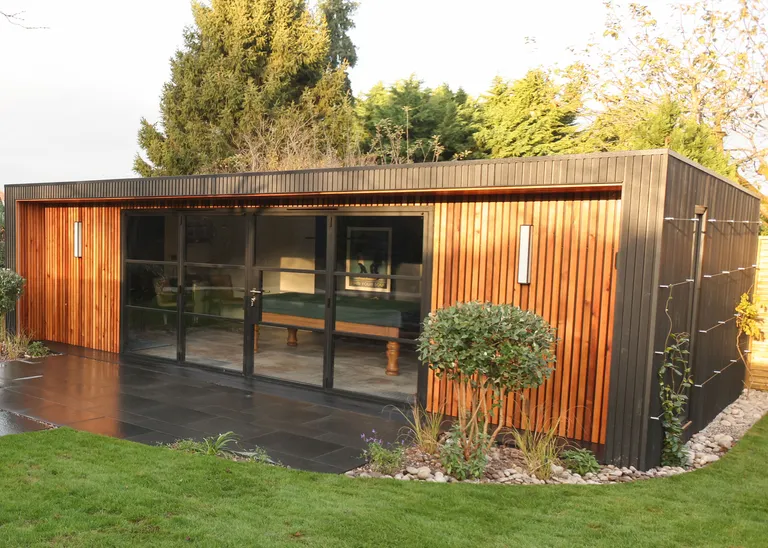 12 идей для сада: как создать уютное место для отдыха картинка Максимально используйте доступное пространство с помощью игровой комнаты