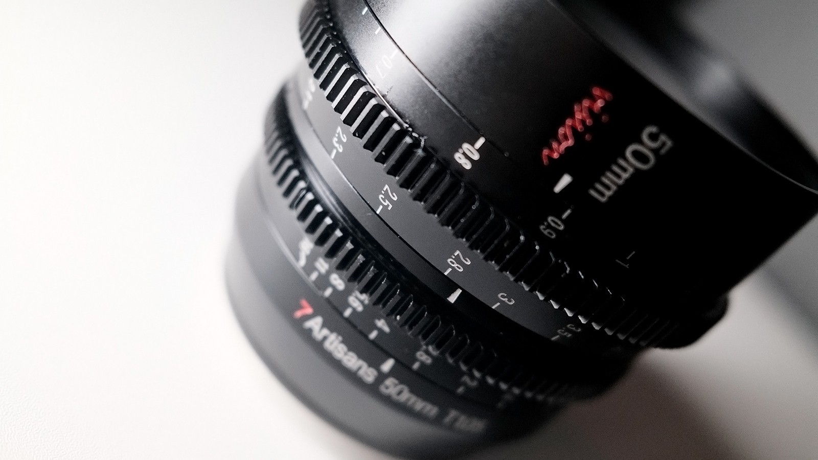 Кинообъектив 7Artisans Vision