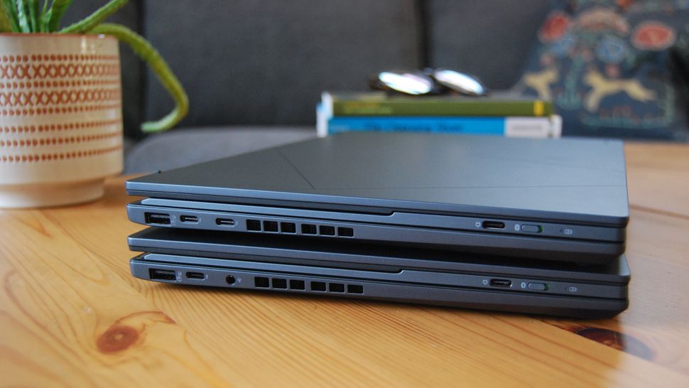 ASUS Zenbook Duo vs Lenovo Yoga Book 9i-7