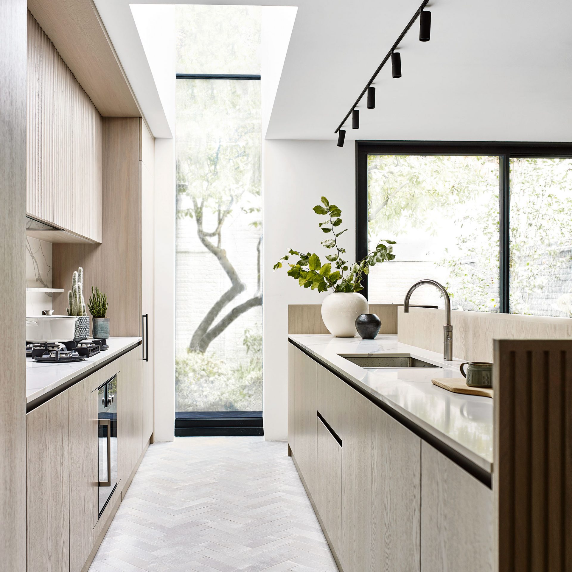 Принимайте нейтральные решения