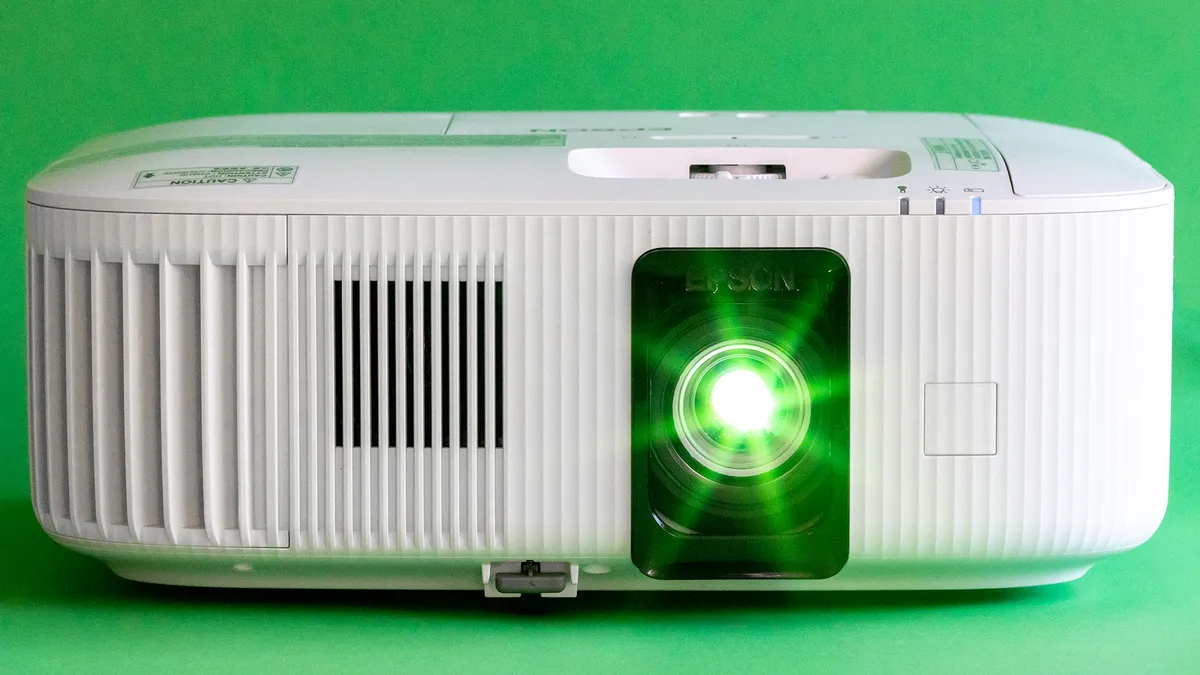 Лучшие 4K-проекторы-3