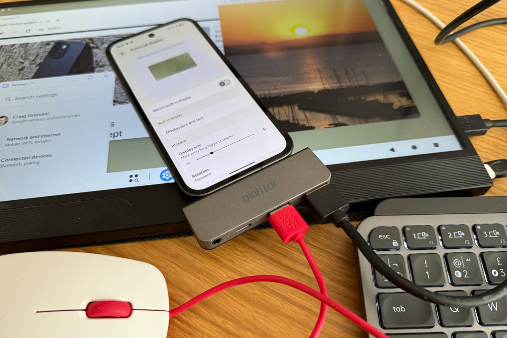 Я пользовался настольным режимом Android 16, а теперь разочарован в своём iPhone