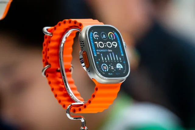 Apple Watch Ultra 2 против Watch Ultra пора обновляться?