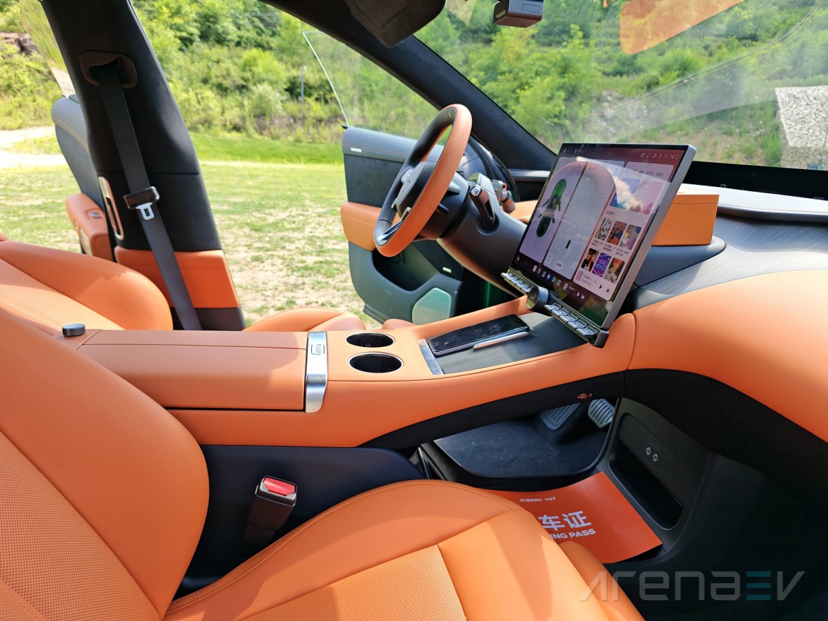 12 причин, почему Xiaomi YU7 уделывает Tesla Model Y фото