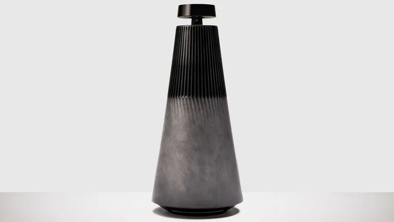 Бетонный монстр: как этот динамик выдаёт звук, который не сломать картинка Beosound 2 Vollebak Edition