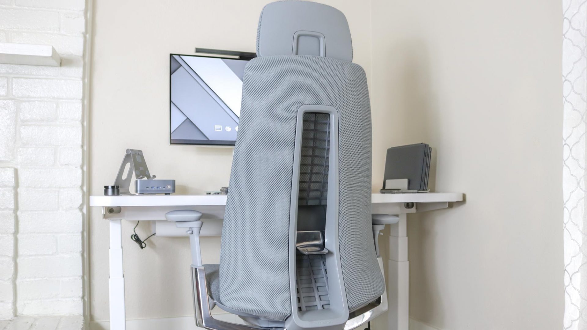 Офисные кресла