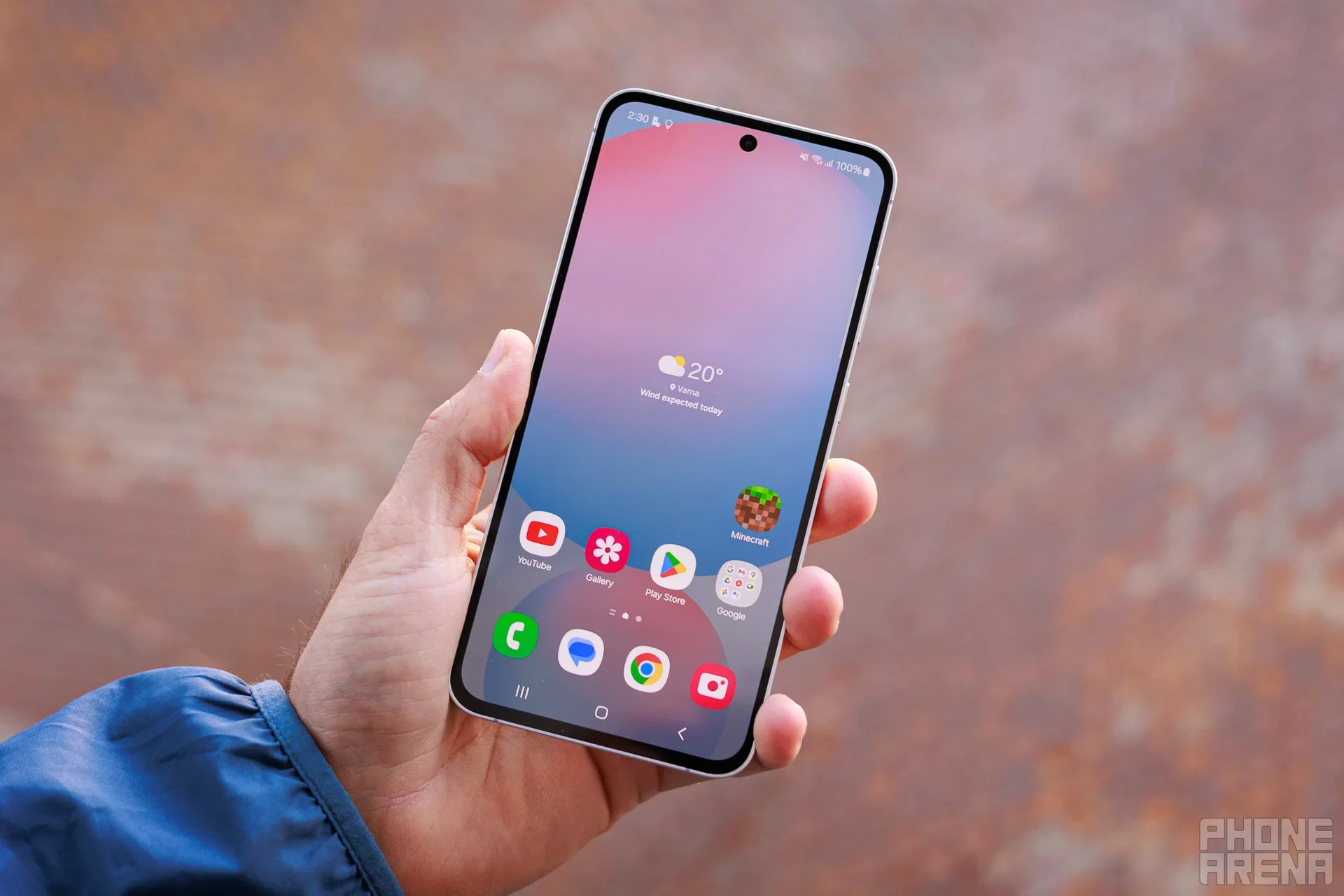 В новом отчёте подтверждается информация о том, что у Galaxy S25 FE будет обтекаемый корпус