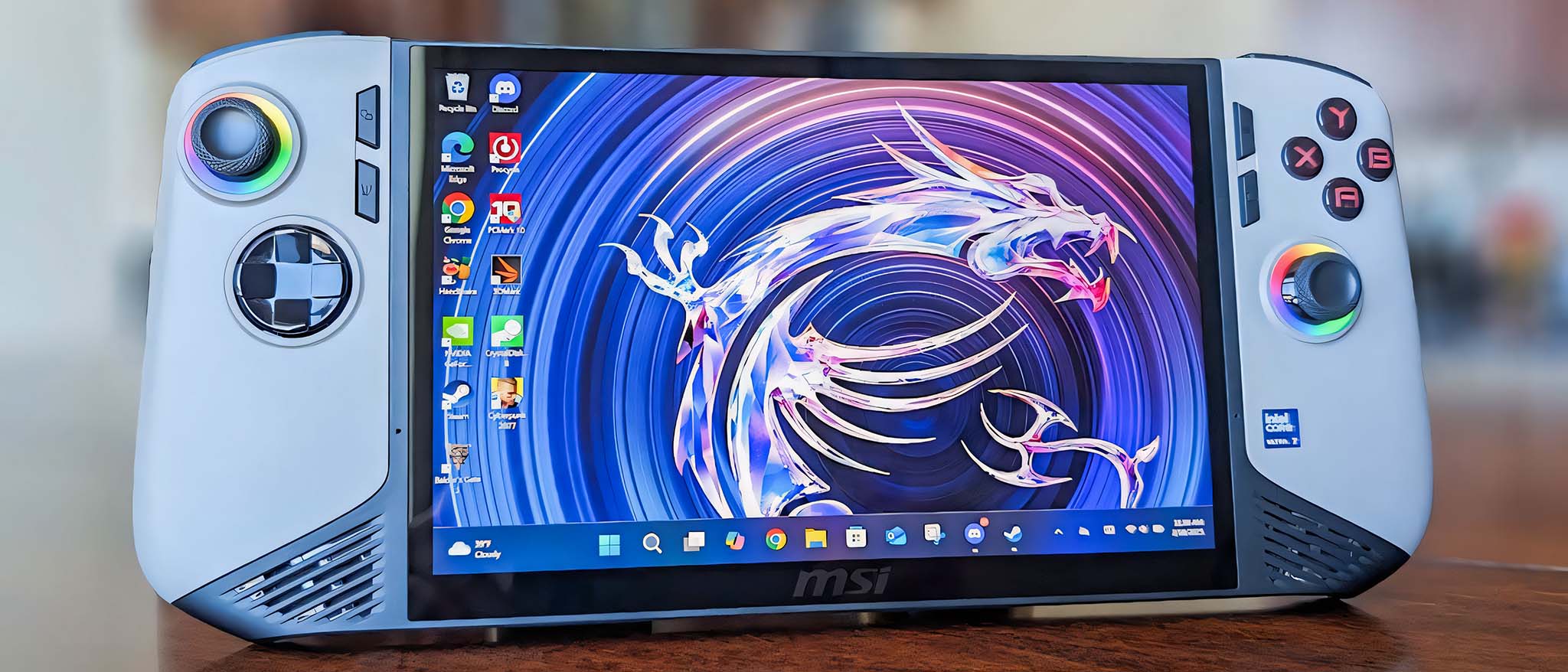 Портативный игровой ПК MSI Claw A8 поступил в продажу в Европе по предзаказу. Сказать, что цена заоблачная, — ничего не сказать