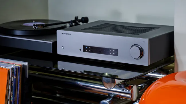 Cambridge Audio CXA81 MKII