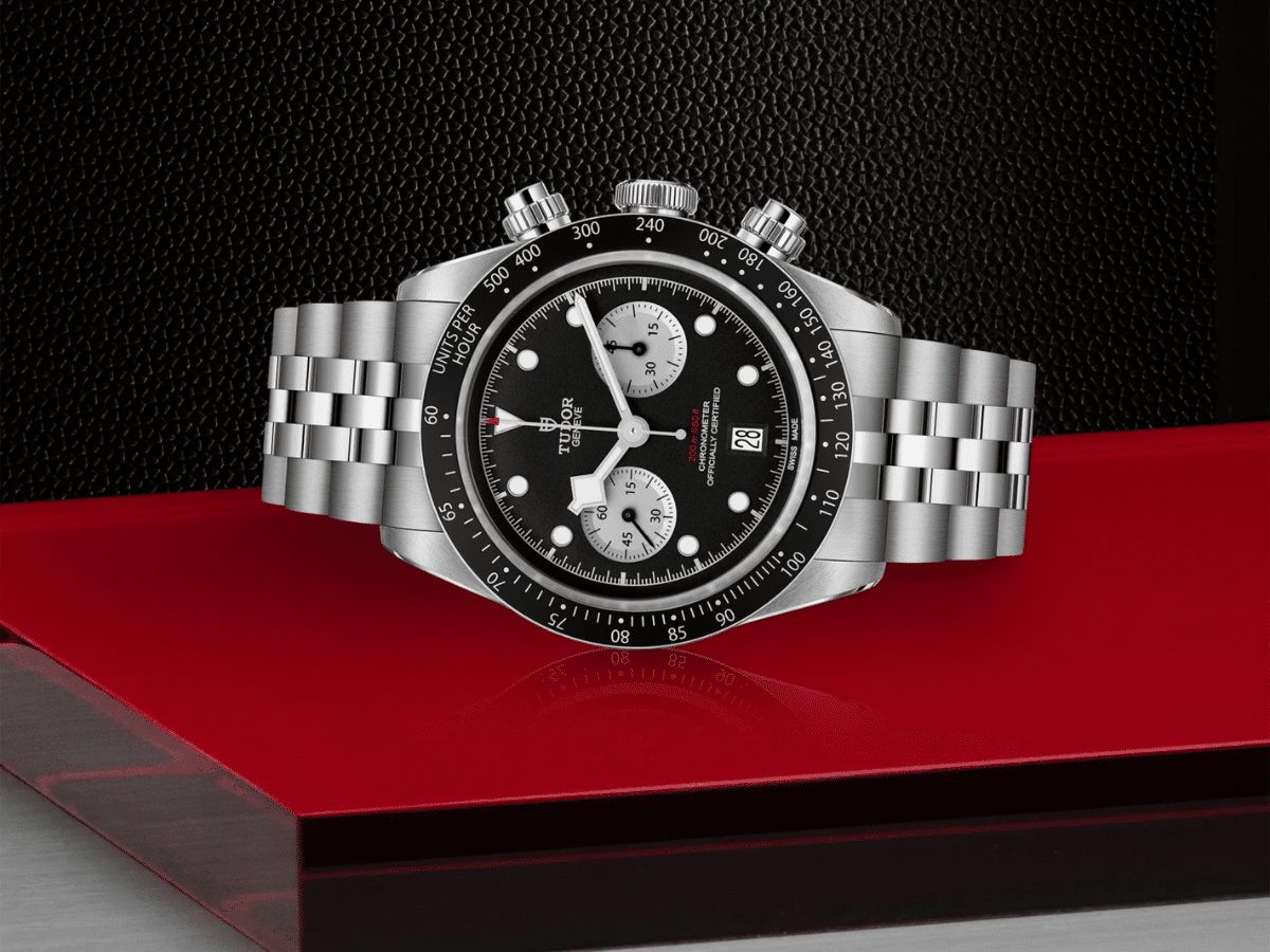 Tudor Carbon 25: эксклюзивные часы в гоночной раскраске выходят на трек! картинка Tudor Carbon 25: эксклюзивные часы в гоночной раскраске выходят на трек! фото