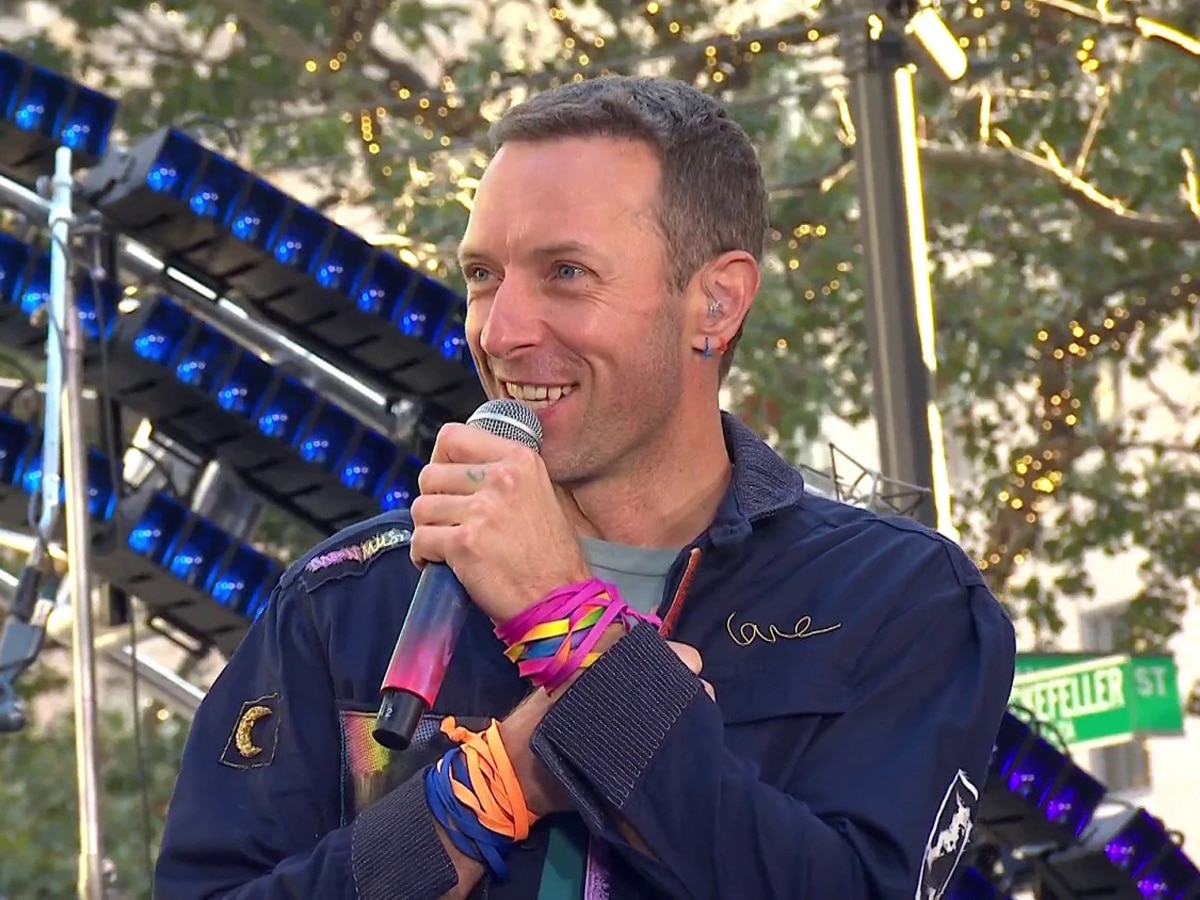 Браслеты миллиардеров — почему богачи помешаны на этих бусинах? картинка Браслеты миллиардеров — почему богачи помешаны на этих бусинах?