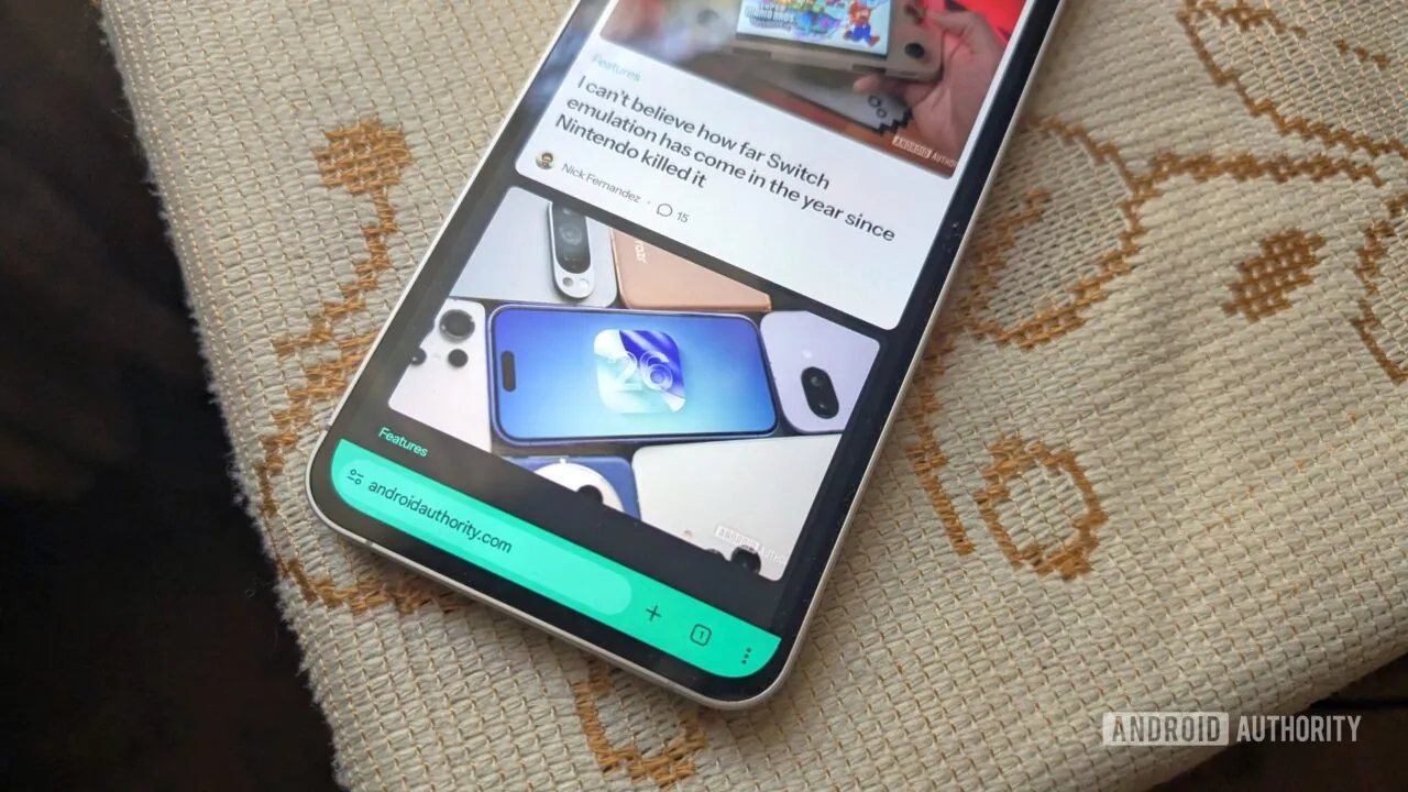 406412Пользователи Chrome для Android теперь могут выбирать, в какой части экрана будет располагаться адресная строка
