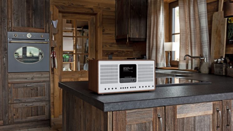 Revo SuperConnect Stereo