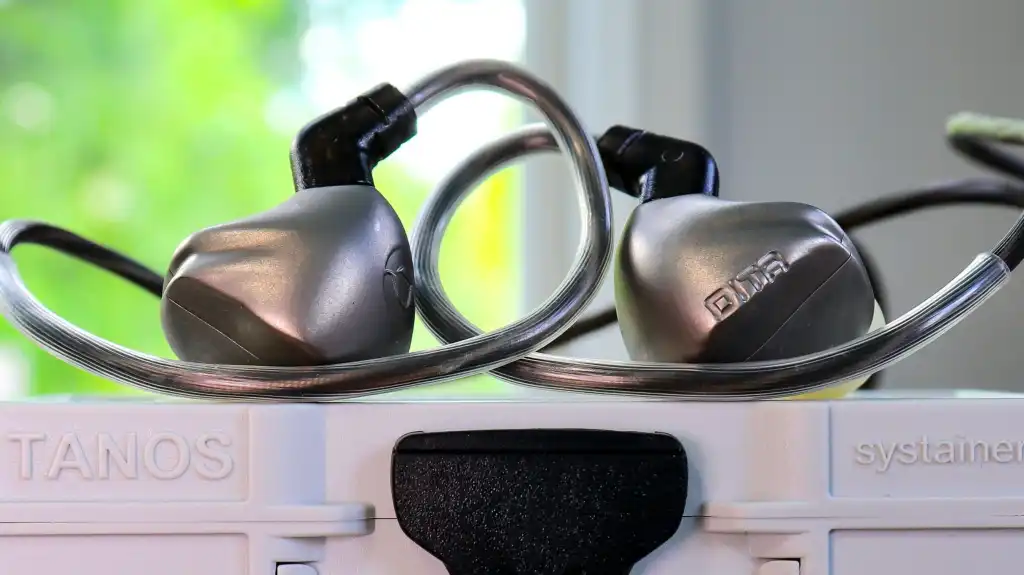 Обзор Dita Audio Mecha: титановое совершенство картинка Dita Audio Mecha