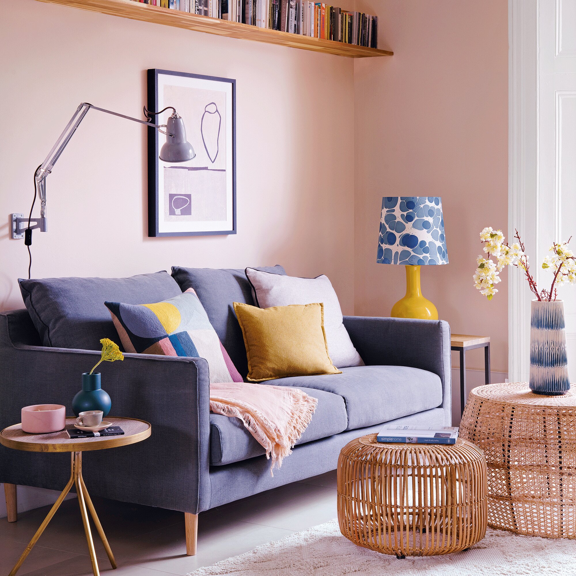 Диван для маленькой гостиной