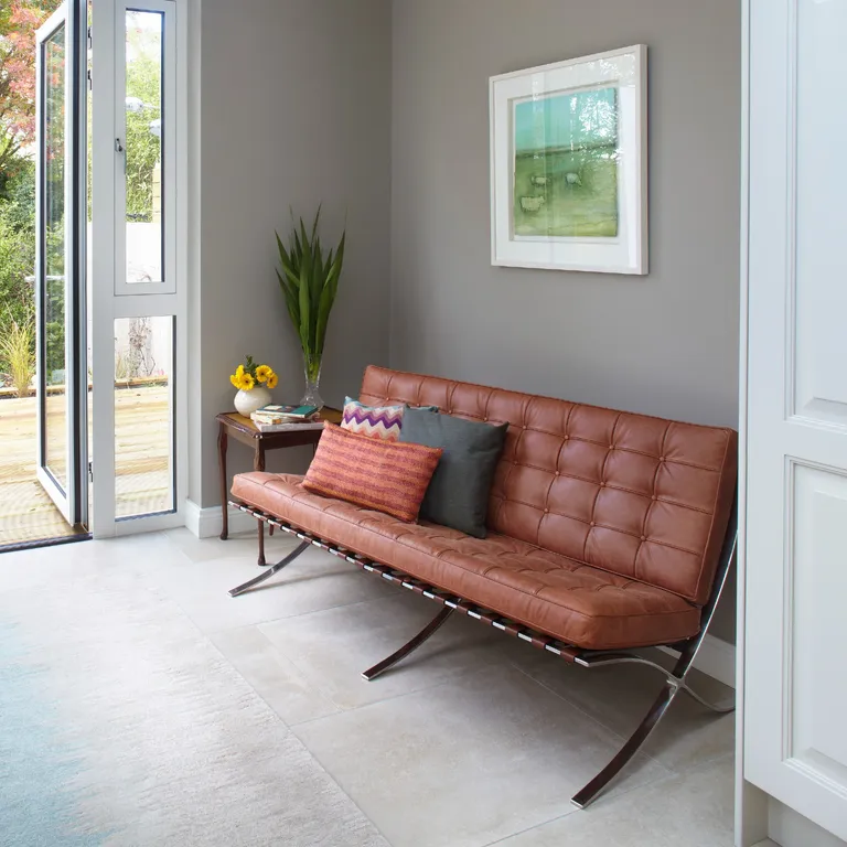 Диван для маленькой гостиной