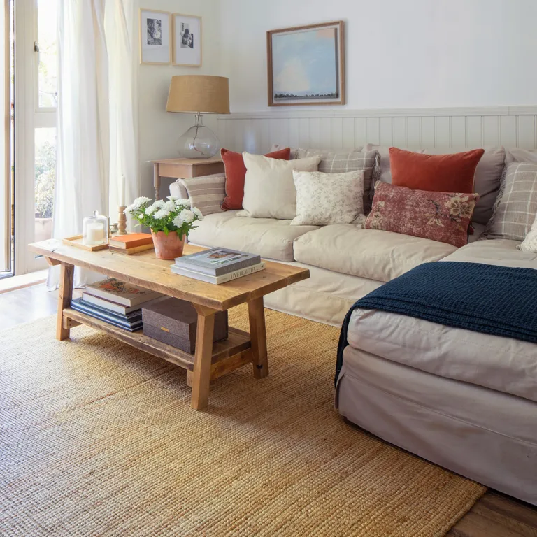 Диван для маленькой гостиной