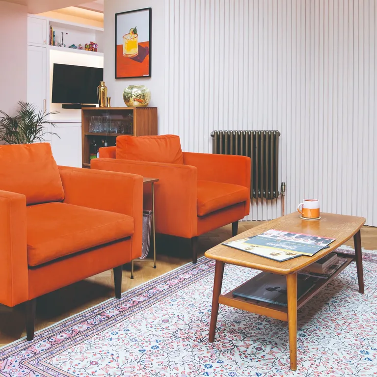 Диван для маленькой гостиной