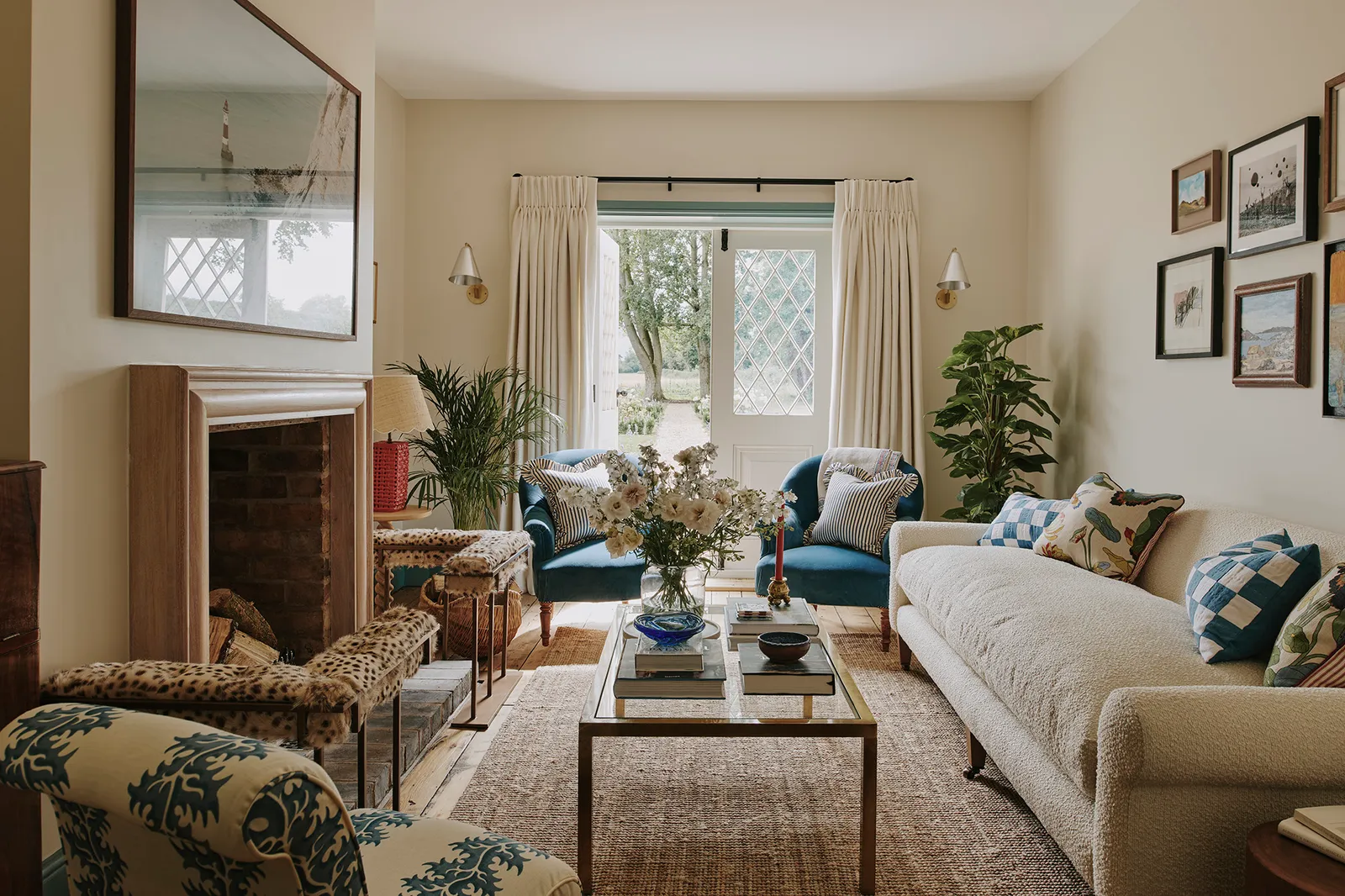 Лучшие диваны: 25 комфортных моделей для дома и офиса