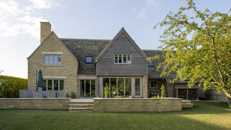 402532Сегодня