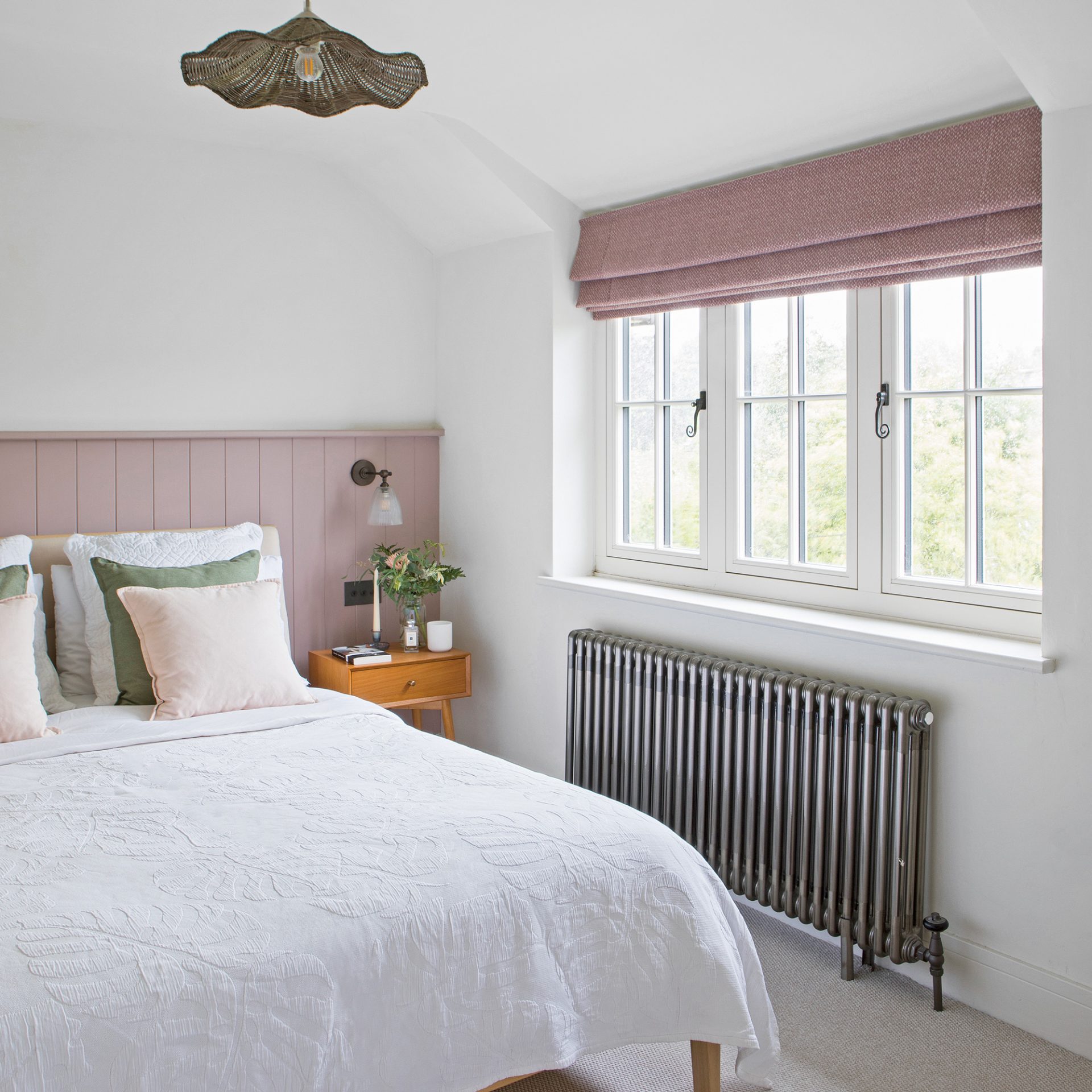 дом в пастельных тонах