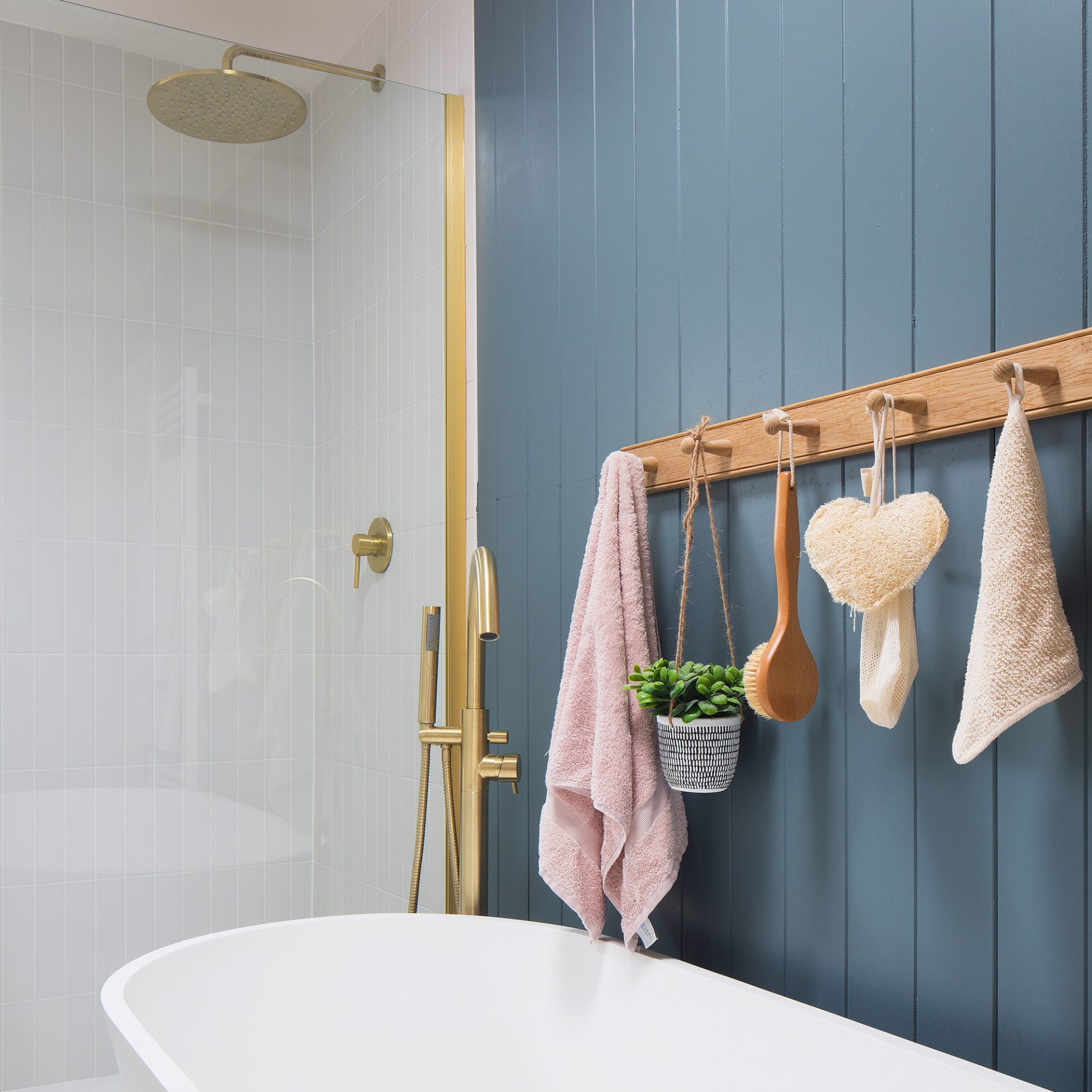 дом в пастельных тонах