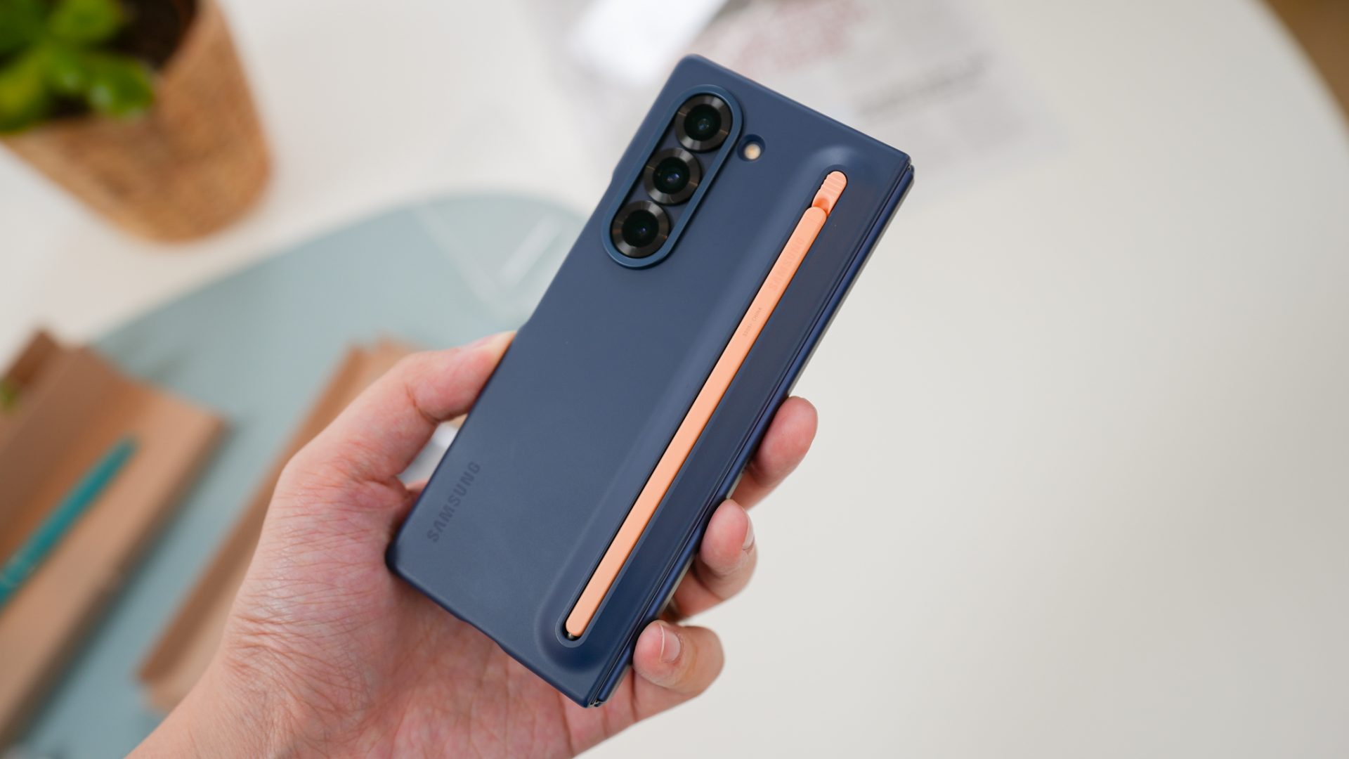 Samsung Z Fold 8 — стоит ждать или это развод? картинка Samsung Z Fold 8 — стоит ждать или это развод?