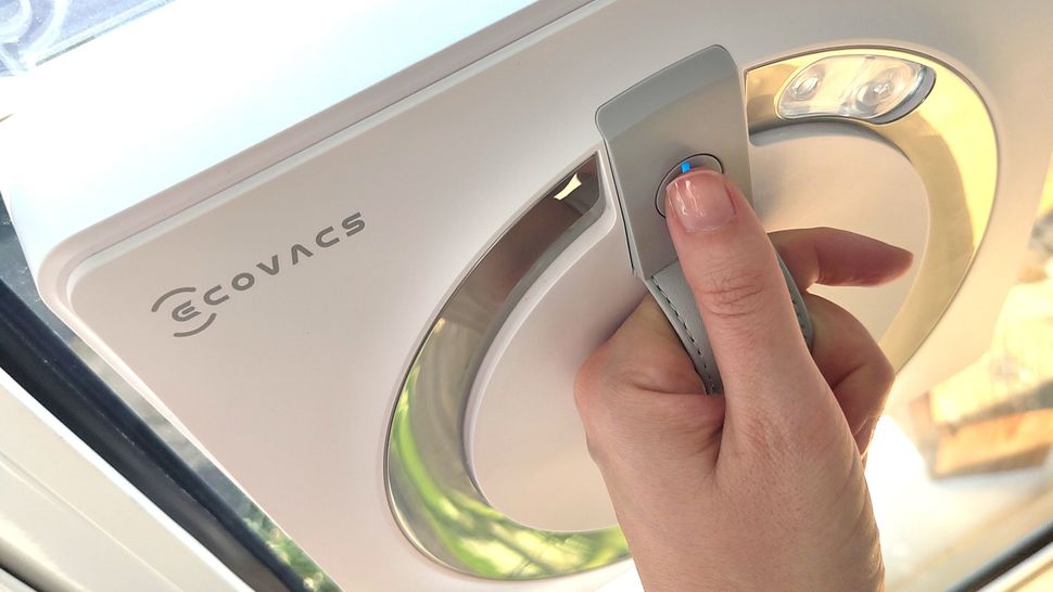 Обзор Ecovacs Winbot W2 Pro Omni: за считанные минуты вымыл окна до блеска картинка Ecovacs Winbot W2 Pro Omni