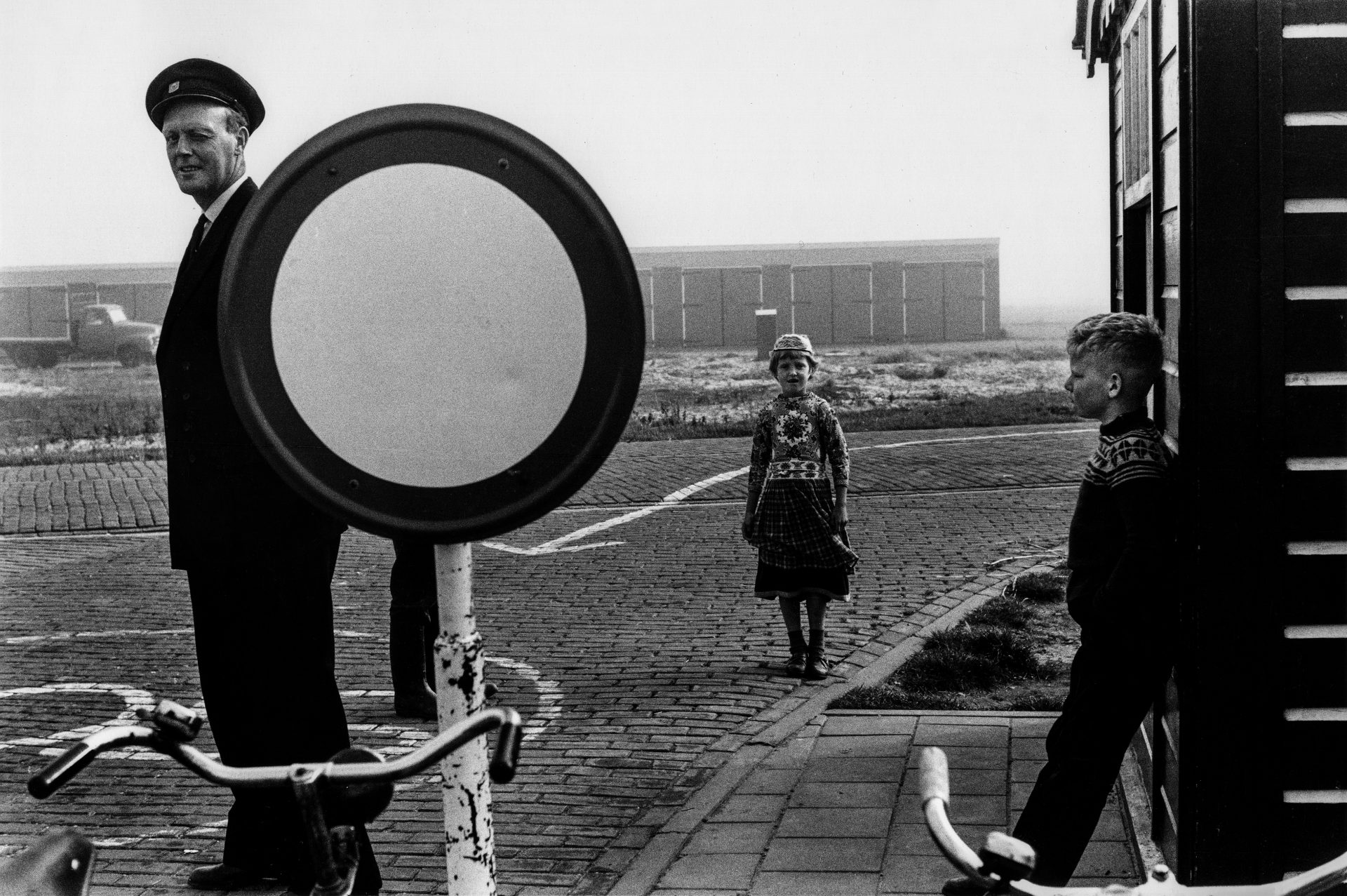 Если вы хотите научиться уличной фотографии, вам нужно изучить работы Луи Штеттнера