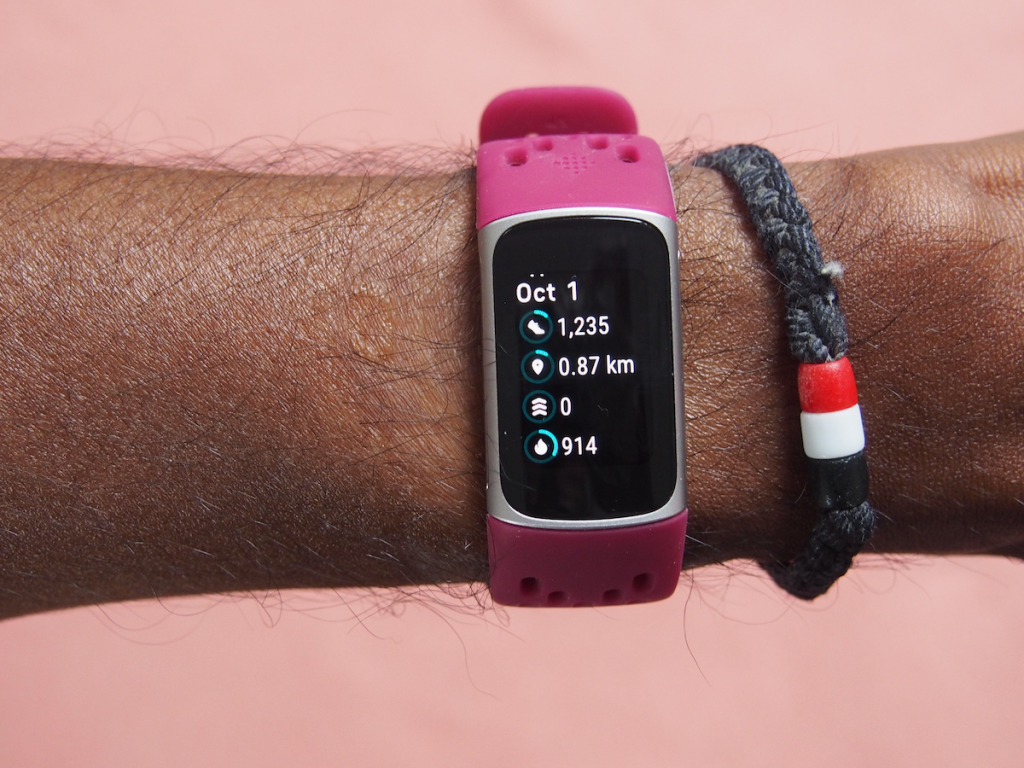 Fitbit Charge 5