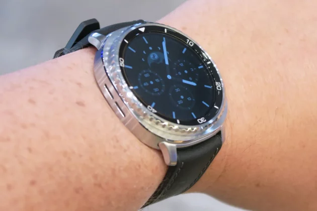 Обзор Galaxy Watch 8: моя любимая функция наконец вернулась фото