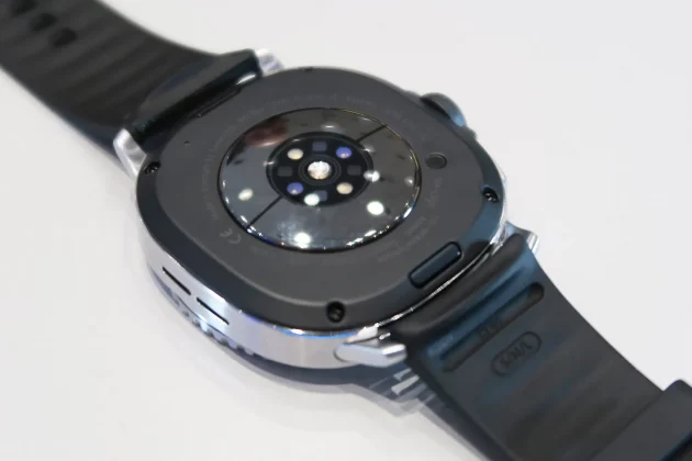 Обзор Galaxy Watch 8: моя любимая функция наконец вернулась фото