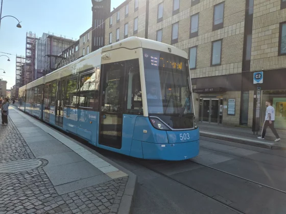 Обзор Galaxy Z Flip 7: две вещи мешают ему стать совершенством фото