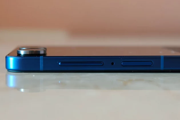 Обзор Galaxy Z Flip 7: две вещи мешают ему стать совершенством фото