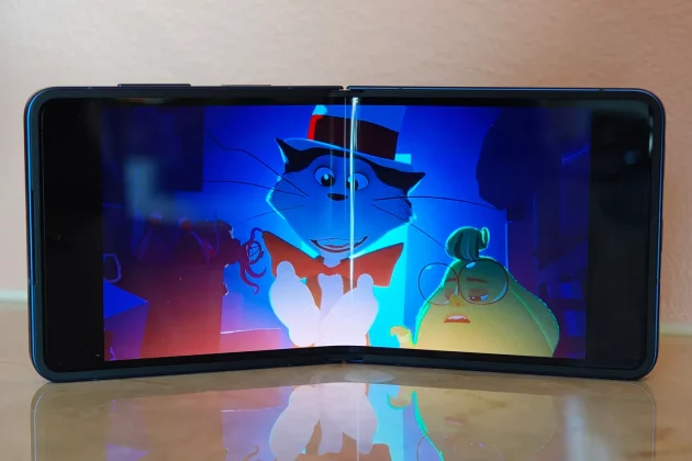 Обзор Galaxy Z Flip 7: две вещи мешают ему стать совершенством фото