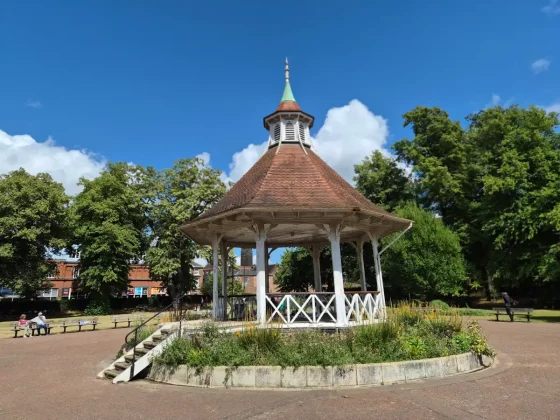 Обзор Galaxy Z Flip 7: раскладной телефон, который мы ждали фото