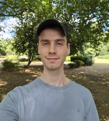 Обзор Galaxy Z Flip 7: раскладной телефон, который мы ждали фото