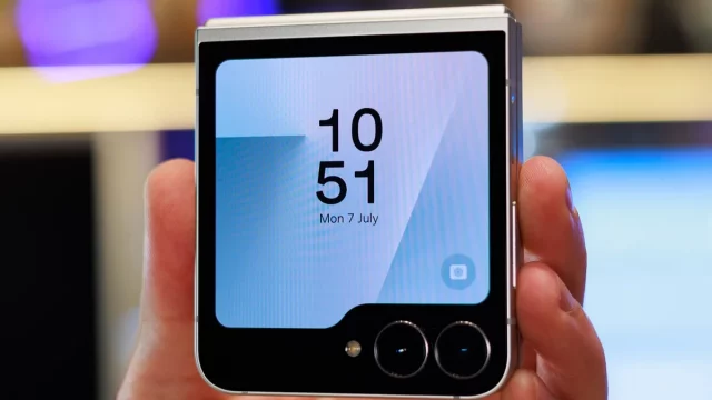 Galaxy Z Flip 7 FE 1 Galaxy Z Flip 7 FE