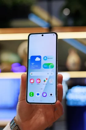 Обзор Galaxy Z Flip 7 FE: наконец-то Samsung это сделал фото
